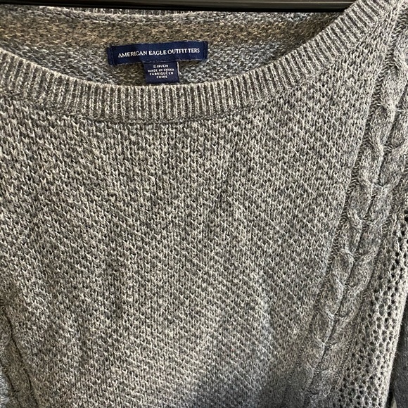 American Eagle ombre wide neck asymmetrical hem soft open knit sweater - Picture 3 of 6